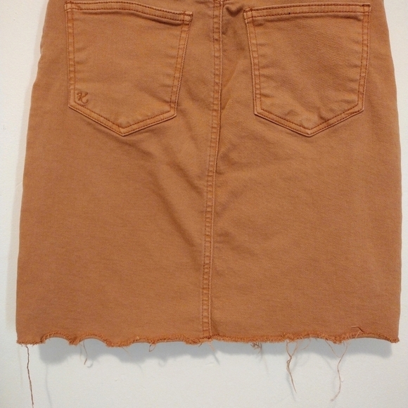 Kut from the Kloth - Hannah Jean Skirt - Picture 11 of 14